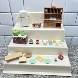 Epoch Calico Critters Kitchen Stove Refrigerator Dish Hitch Kitchen Tools